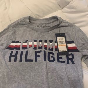 Tommy Hilfiger.